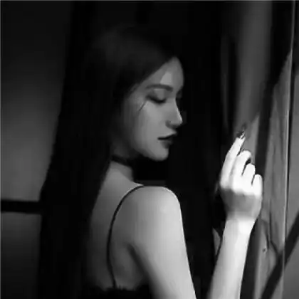 比较个性混搭另类的男女黑白高冷头像图片