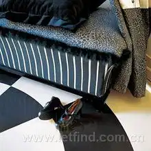 黑白经典色,搭出夏季冷色调