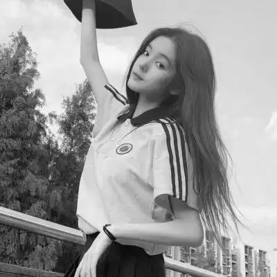 头像灰色系列女,你搞怪的样子真可爱