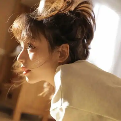 ins清纯阳光女头