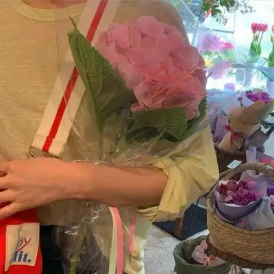 部位捧花系列头像我们都不完美女生头像我要个性网