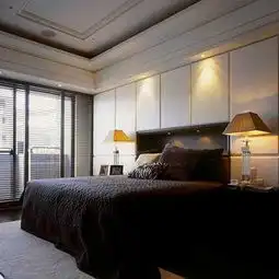 灰色三居室深色木系简约卧室效果图