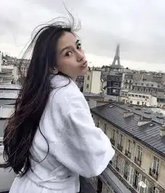 明星嘟嘴自拍卖萌合集,baby最美颖儿最丑...