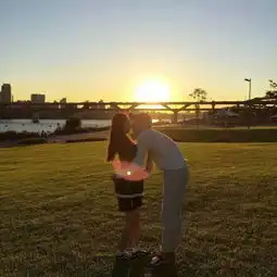 有好看的情侣头像吗