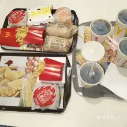 麦当劳佛山季华五路店的双层吉士汉堡好不好吃用户评价口味怎么样佛山美食双层吉士汉堡实拍图片大众点评