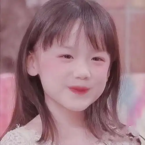 可爱头像秋天是容易伤感的季节所以多看看笑脸看看孩子的眼睛