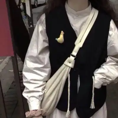 头像韩系不露脸西装