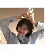 qq头像白边女小清新