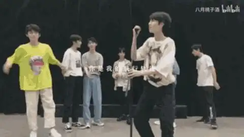 看了3篇同人文觉得现实的他们本人比同人文还牛