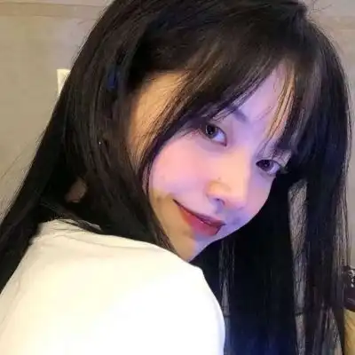 干净头像白色系干净