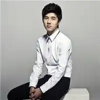 禁欲系男生动漫头像图片