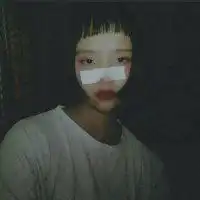 丧系的头像女真人照片女