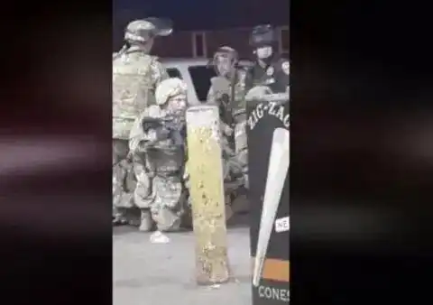 又一悲剧,美国黑人遭警察射杀,生前常请警察吃饭