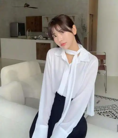 韩系风格的穿搭博主有着清新又甜美颜值长在了我审美上的小姐姐