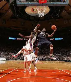 打篮球是科比厉害还是詹姆斯厉害贝呢