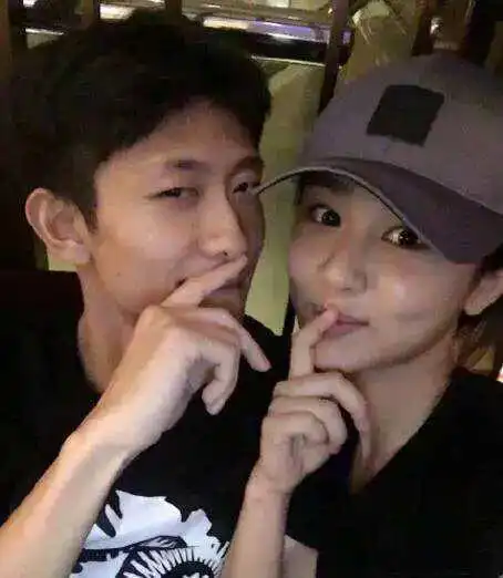 张一山微博头像暗示什么难怪网友们这么努力地叫他去追杨紫