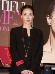 李颖芝沉迷整容失败成硅胶女神网友头像可当门神