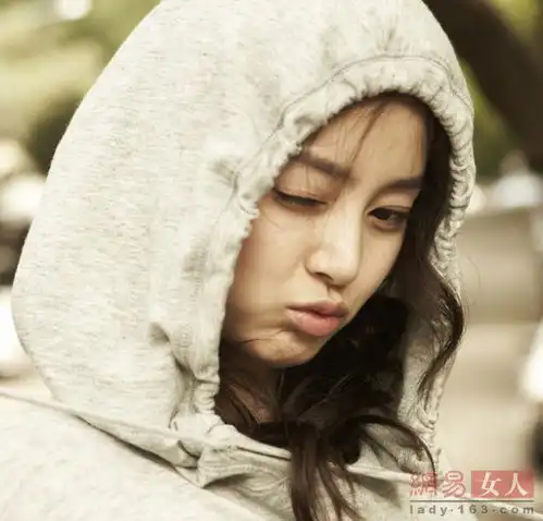 金泰熙rain两人相恋女神魅力造型一览