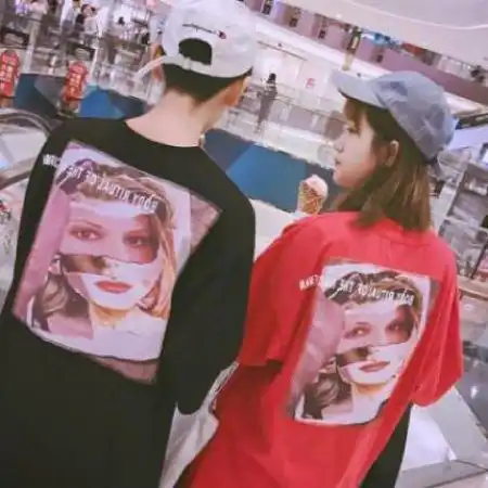 2020高清微信情侣背影头像一对两张分开