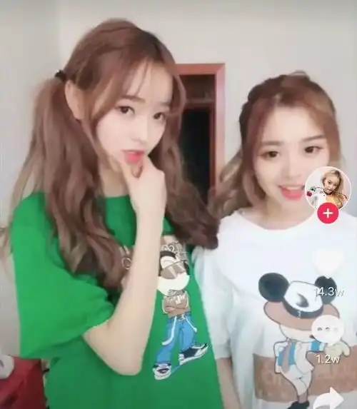 抖音古风女神和闺蜜闹掰,官宣恋情被喷,蹭热度对象还是个渣男