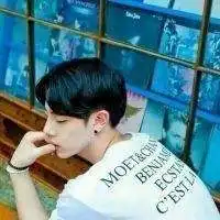 男头像霸气超拽韩版图片微信头像图片大全