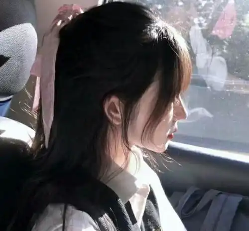 甜丧系头像女真人超火