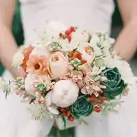 手捧花的女生森系头像最新微信头像图片大全