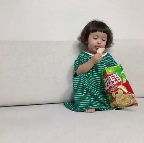 元气满满奶里奶气的女生头像