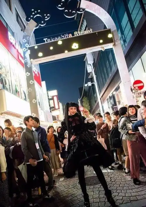 所谓的透明感女孩,大概就是在说中条彩未吧