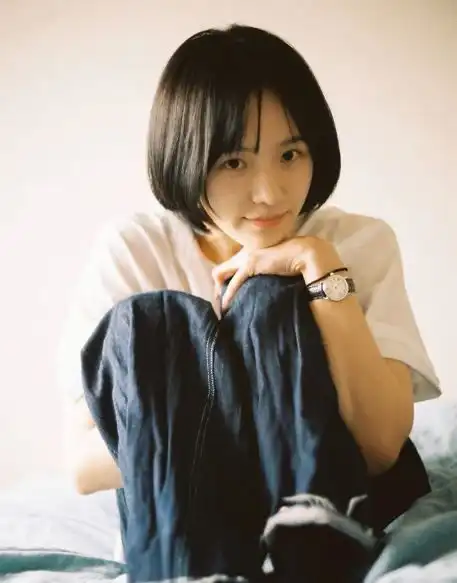 虽然是精神病但没关系朴珪瑛穿搭教学