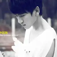 视觉男生头像暖色系别致的温暖