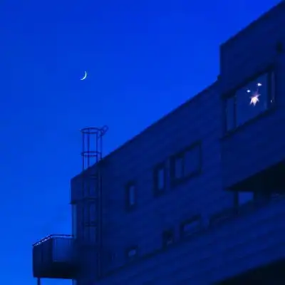 2023蓝色神秘风景头像