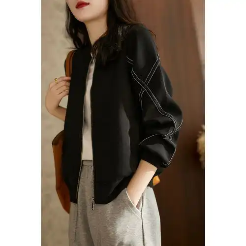 眼光独特的女人,颜值一定不低,全靠会穿搭,秋冬这样穿真美嫩