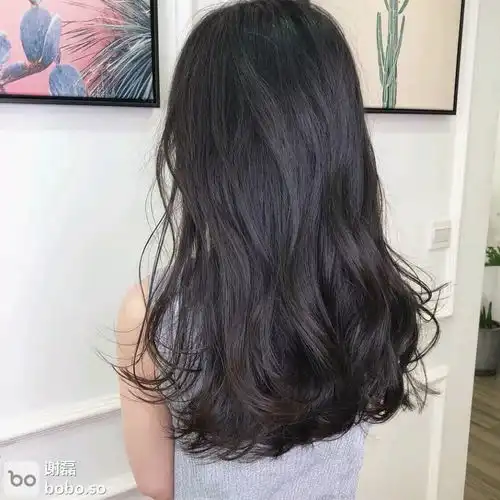 喜欢卷发的女生,拿着这些图片,去找发型师吧