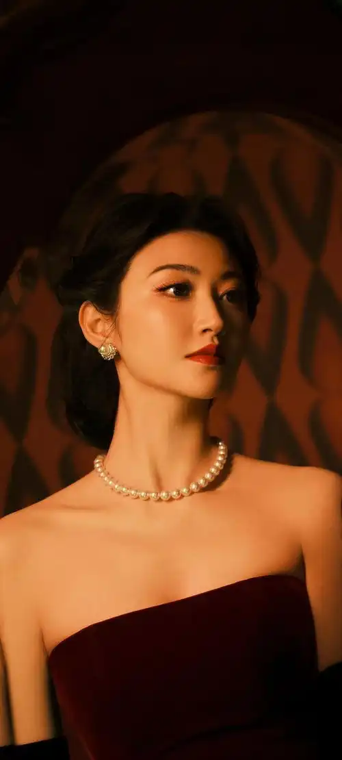 美女系列壁纸第5821期景甜