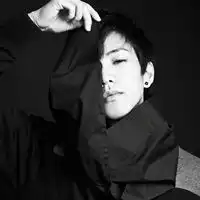 黑白头像男生冷酷伤感最新版如果我们是一见钟情该多好