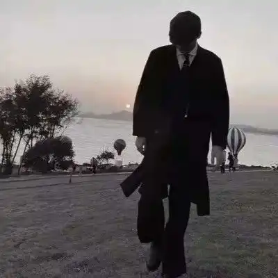 ins宝藏有点丧男生头像