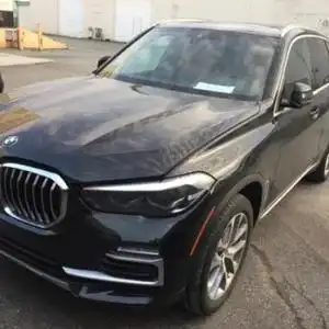 2020款宝马x5520限时实惠特卖让利超多