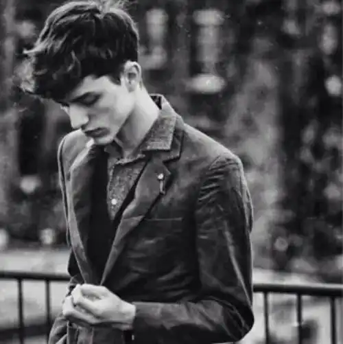 男生头像唯美侧颜完美欧美黑白意境忧堆糖,美好生活研究所