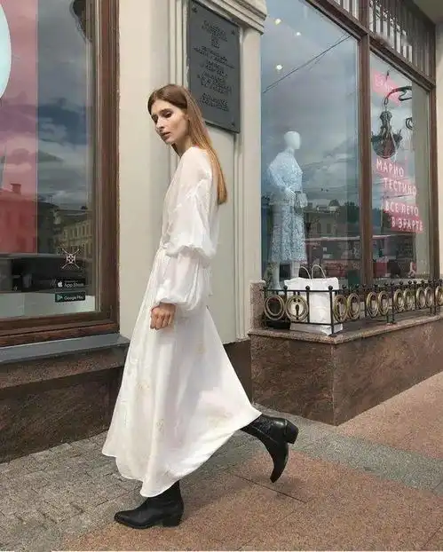 还在穿少女风这几套冷色系搭配太高级,尽显女人味