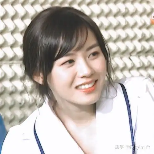 你认为有柔弱小白花长相的女明星是谁