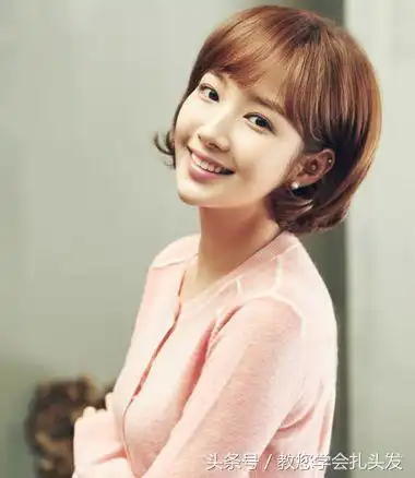 几款气质编,无论什么脸型,扎起来都美,选一款去美吧