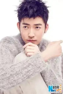 张博治愈系写真曝光百变男神演绎清新时尚范