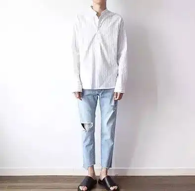 简单干净的男生搭配最能俘获女生们的心