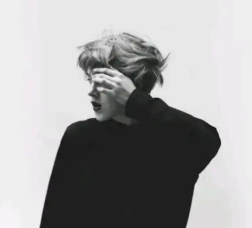 头像霸气超拽黑色系男壁