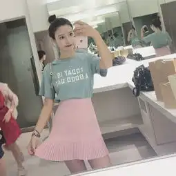 人气网红素颜照曝光妆前妆后判若两人