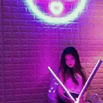 女生头像紫色系霸气温柔