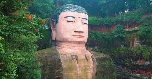 乐山大佛复修成小鲜肉不少网友表示,看起来像给大佛加了美颜