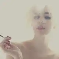 女生头像病女系列抽烟微信头像图片大全