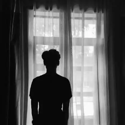 灰色背影情侣头像,灰色背影情侣头像图片